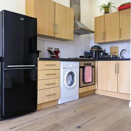 Bright 1 Bed Flat In West Hampstead With Balcony Apartment London Exterior photo