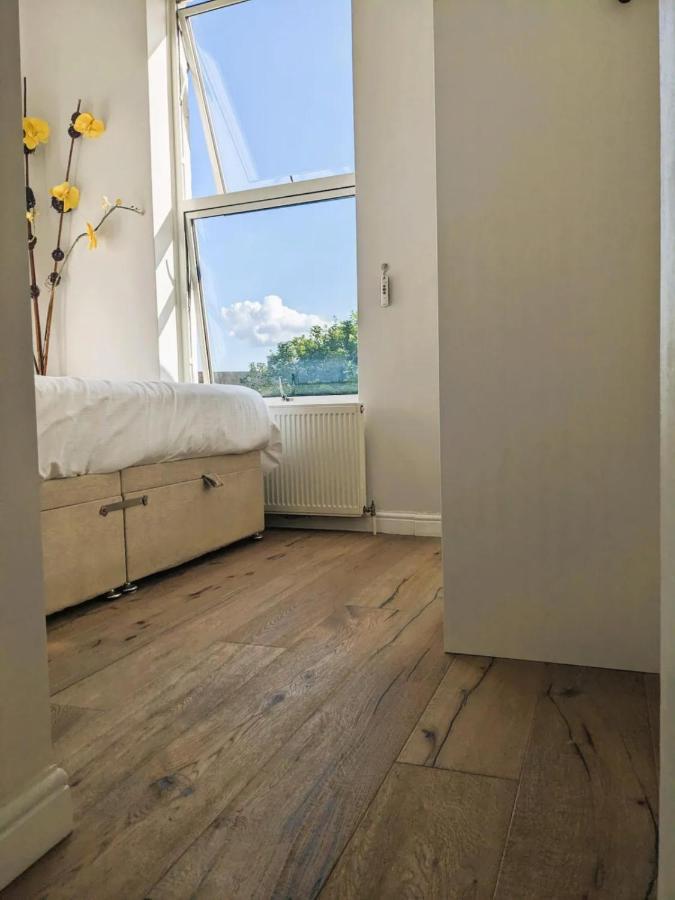 Bright 1 Bed Flat In West Hampstead With Balcony Apartment London Exterior photo
